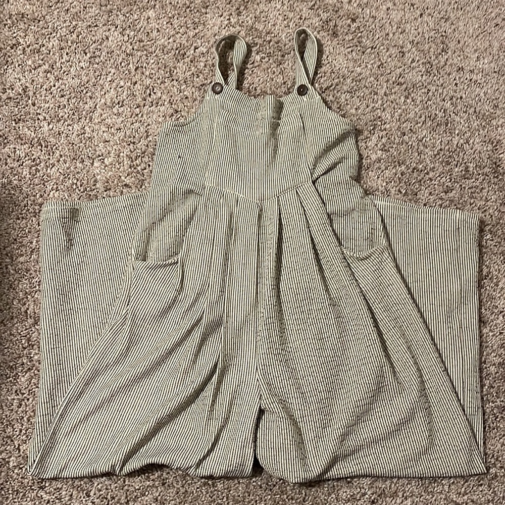 Jumper/Romper (Target) - Picture 2 of 2